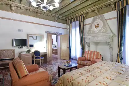 Foscari Palace - 2