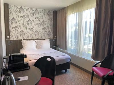 Best Western Premier Le Patio des Artistes - 77