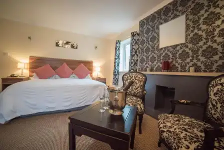 Red Mullions Guest House - 48