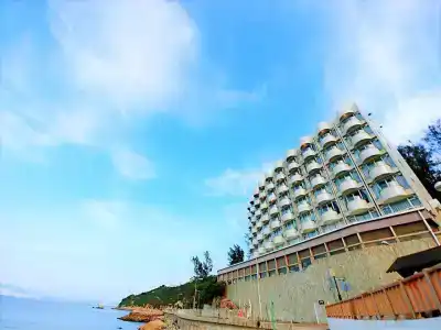 Warwick Cheung Chau - 0