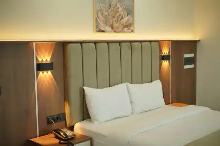 Lion City - 1