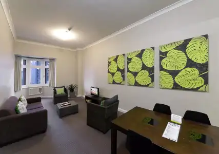 Adelaide Mansions Serviced Apartments - 9