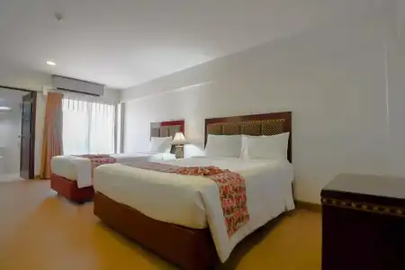 Pattaya Hiso - 32