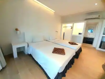 Twin Bay Resort - 0