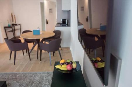 SUYTES Business Studios - 118