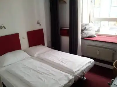 Pension am Jakobsplatz - 1