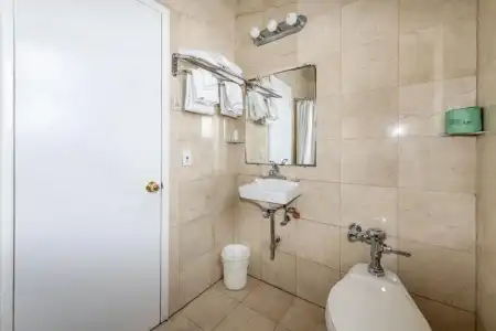 Ocean Beach Suites - 49