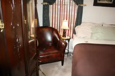 Woodrow House Bed & Breakfast - 32