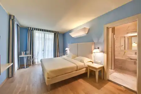 Kristal Palace - Tonellis - Adult Friendly - 4