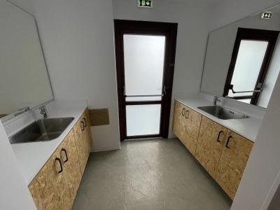 Bee Hostel - 12