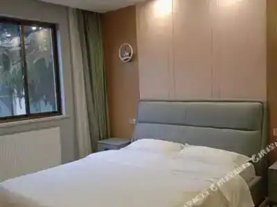 GreenTree Inn Suzhou Guanqian Yangyuxiang Metro Station Business - 17