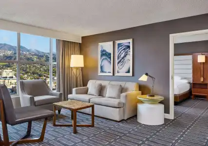 Hilton Los Angeles North/Glendale - 6