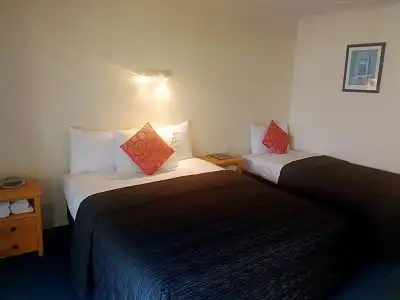 Stadium Motel - 16