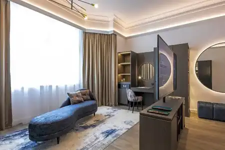 O11 Boutique - 81