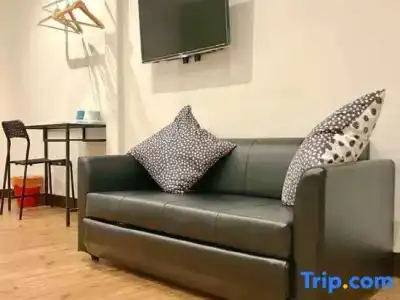Resort V - MRT Huai Khwang - 110