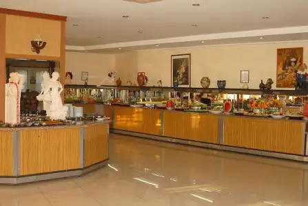 Doris Aytur - 10