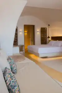 Chic Santorini - 18