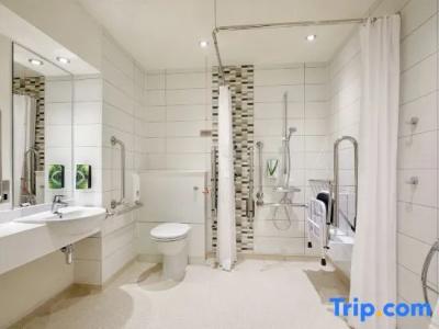 Premier Inn London Leicester Square - 53