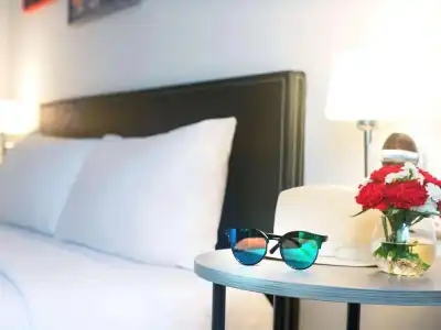 Oakwood Suites Bangkok - 6