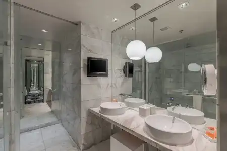 Beautiful Palms Place Suite - 217