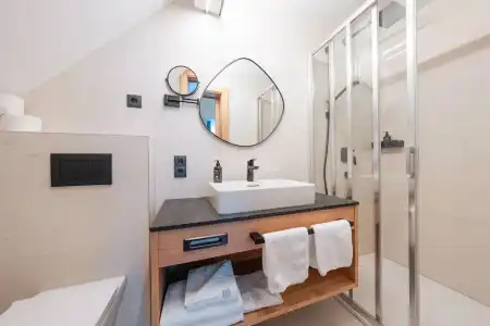 Hotel - 24