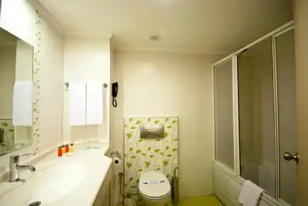 White Lilyum - All Inclusive - 21