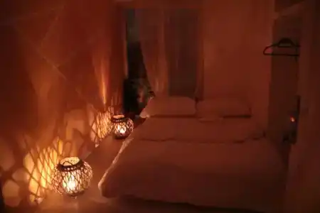 Sleeping Beauty Hostel - 14