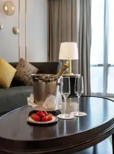 Vinpearl Landmark 81, Autograph Collection - 11