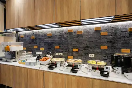 Days Inn by Wyndham Patong Beach Phuket - 14
