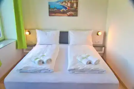 Bestprice Aachen Hauptbahnhof - 18