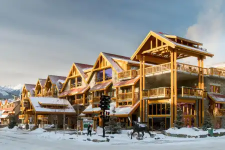 Moose And Suites - 27