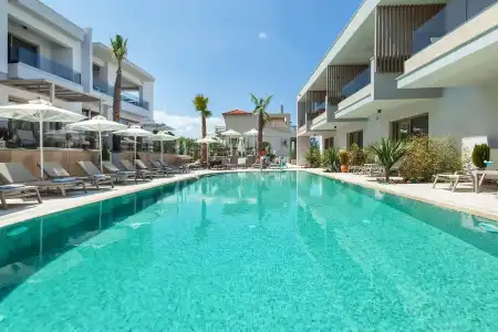 Pefki Deluxe Residences - 17