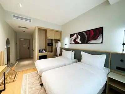Ramada Plaza by Wyndham - 72