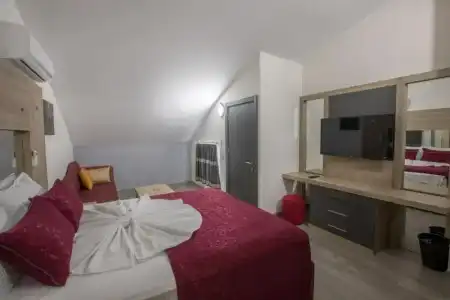 Elanis Suites - 31
