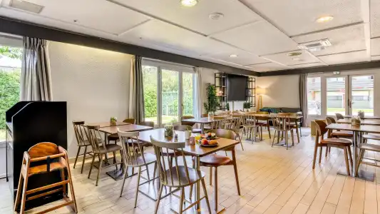 Campanile NATURE - Montpellier Sud - 24