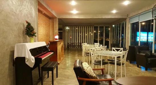Baan Sanpoom - 16