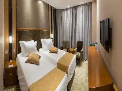 Pearl Shanghai - 2
