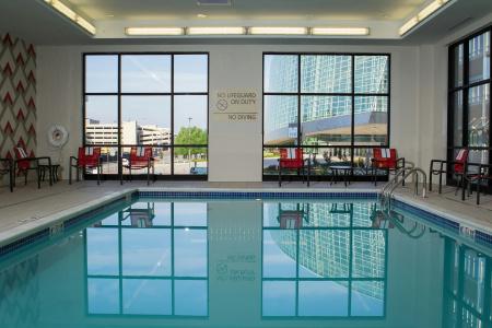 Hampton Inn & Suites Tulsa Downtown - 16