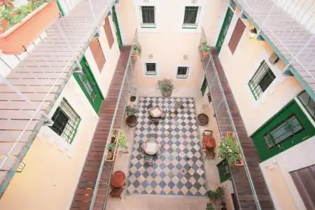 The Market Courtyard Suites Apartment - 68