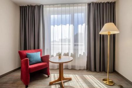 Holiday Inn - the niu, BLADE SOLINGEN by IHG - 63