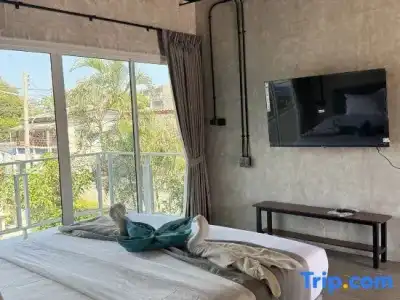 Surf & Sand Resort - 33