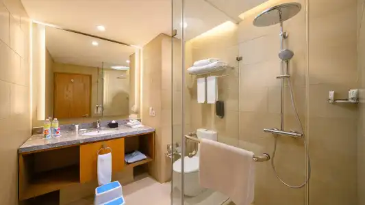 Holiday Inn & Suites Jakarta Gajah Mada by IHG - 7
