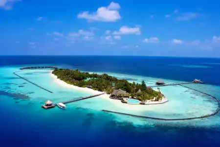 Komandoo Island Resort & Spa - 0