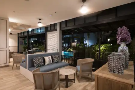 Sawaddi Patong Resort & Spa by Tolani - 5
