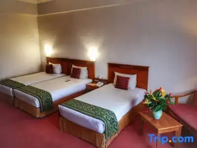 Grand Continental Kuching - 90