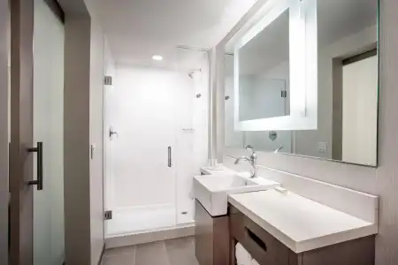 Springhill Suites San Diego Downtown/Bayfront - 23