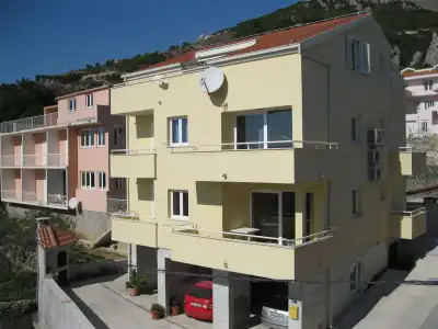 Apartments Zelic Tucepi - 0