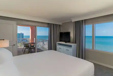 Hyatt Regency Clearwater Beach Resort & Spa - 4