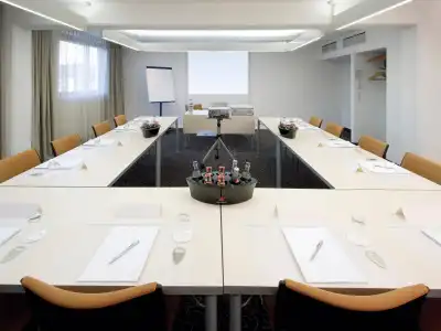 Novotel Frankfurt City - 11
