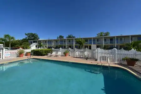 Americas Best Value Inn Bradenton Sarasota - 17